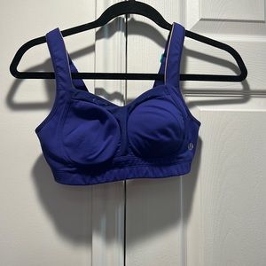 Lululemon Tata Tamer bra size 32 C royal blue